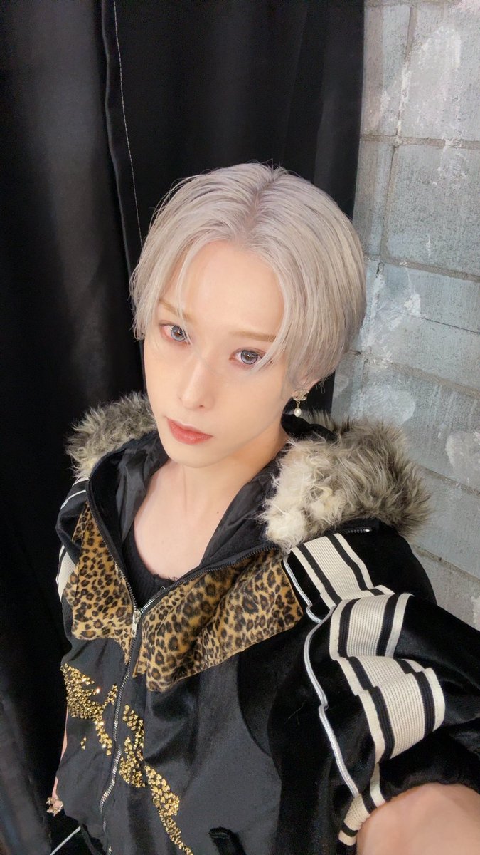 dol_sho's tweet photo. NONSTOP LIVE ありがとうございました！

後半キツかったけど、気合いでのりきった！🔥

めちゃくちゃ楽しかったな〜！

みんなも最高の盛り上がりありがと〜！

次のLIVEはSohot!!!
カマスので楽しみにしててね！ https://t.co/yaUWMudkLW