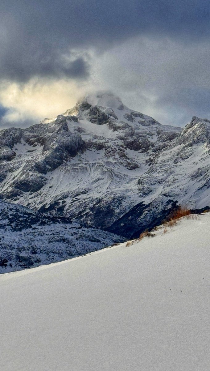 cpilaralonso's tweet photo. Ushuaia, Tierra del Fuego. 💚 https://t.co/X2QxxFqBrm