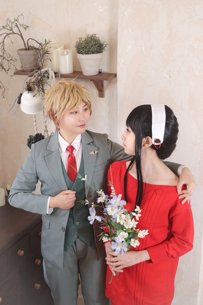 ComMacafe_'s tweet photo. 스파이패밀리 

C. 
로이드 포저 - 민울님(@minwool_is)
요르 포저 - 사월의 고양이님(@MIAO_COS)

P. 콤마(@ComMacafe_)

감사합니다^^ https://t.co/ztOHO3edBk