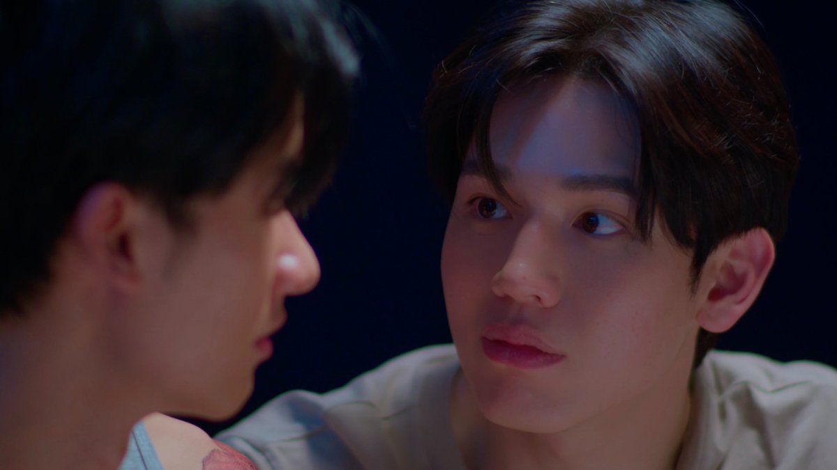 GMMTV's tweet photo. คณิตจะลงทุนทำธุรกิจกับโตโต้เอง 

#ADogAndAPlaneEP9
@Tawan_V @new_thitipoom https://t.co/PUFp93Js5h