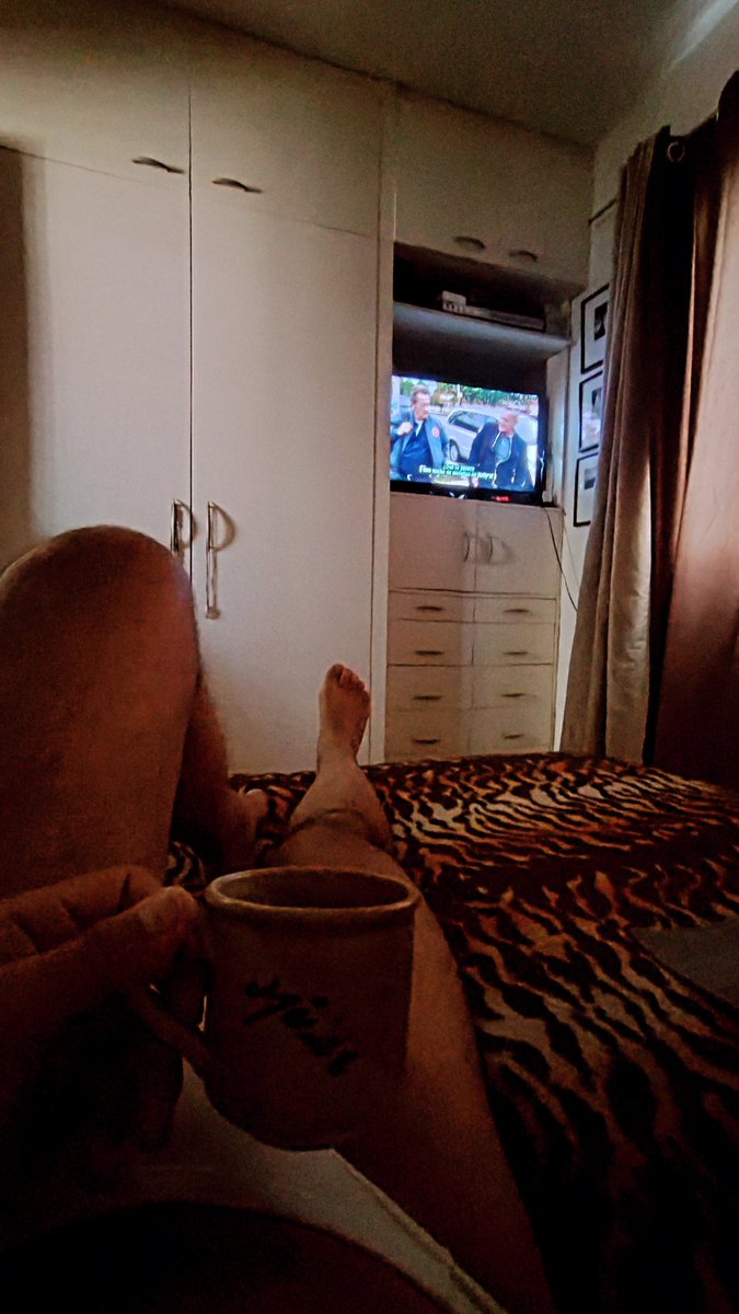 elsecreto_edu's tweet photo. Mis #twitteros Buenos Días, viernes feriado ajá , ya con café en manos pero ajá como que nos levantamos y nos vamos al Gym...
Ustedes que dicen o que harán ?
Viernes 24/07/2026 https://t.co/BnS3B6yyZQ