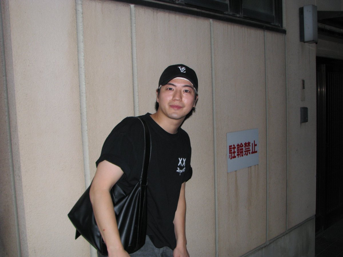 sho5_0320's tweet photo. 先日友人と語り明かした日。
14年の仲。
惜しげもなく伝えてくれる言葉に
感謝と敬意を。
まだまだこれから。 https://t.co/o24SgcdLis
