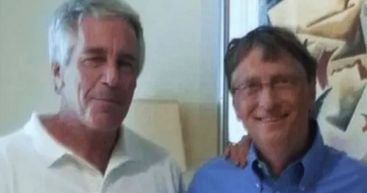 HopegirlBlog's tweet photo. Bill Gates &amp; His Foundation Staff Met with Epstein 30 Times, Probe Finds https://t.co/lyAES0ESQo https://t.co/arcRceIoZR