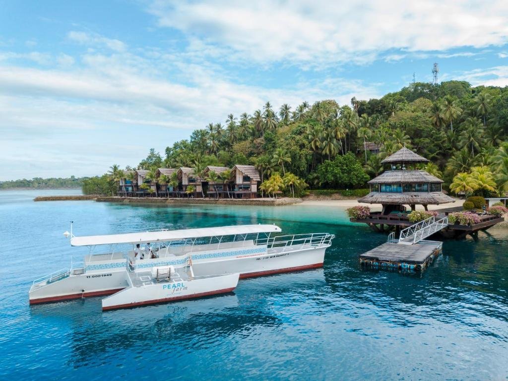 hambaumhlabatr1's tweet photo. Escape to the Philippines’ Pearl Farm Beach Resort, where pristine beaches, turquoise waters, luxurious accommodation and authentic island charm combine for an unforgettable tropical escape in paradise.
#hambaumhlabatravel #explore #traveltheworld #discover #placesofinterest https://t.co/e44bNRlheV