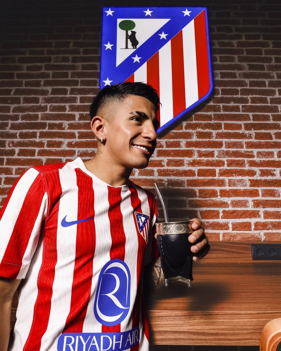 Ihatesimeone's tweet photo. وافق اتليتكو مدريد على العرض المقدم من فلامينغو لضم المادا.

سيذهب اللاعب الى البرازيل لتوقيع العقود مع فلامينغو و اجراء الفحص الطبي.

-@caio_fontinelle https://t.co/dI6y0V3HJR