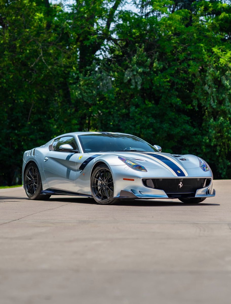 StanceSpec's tweet photo. Ferrari F12 TDF https://t.co/oYxcaqZtxa