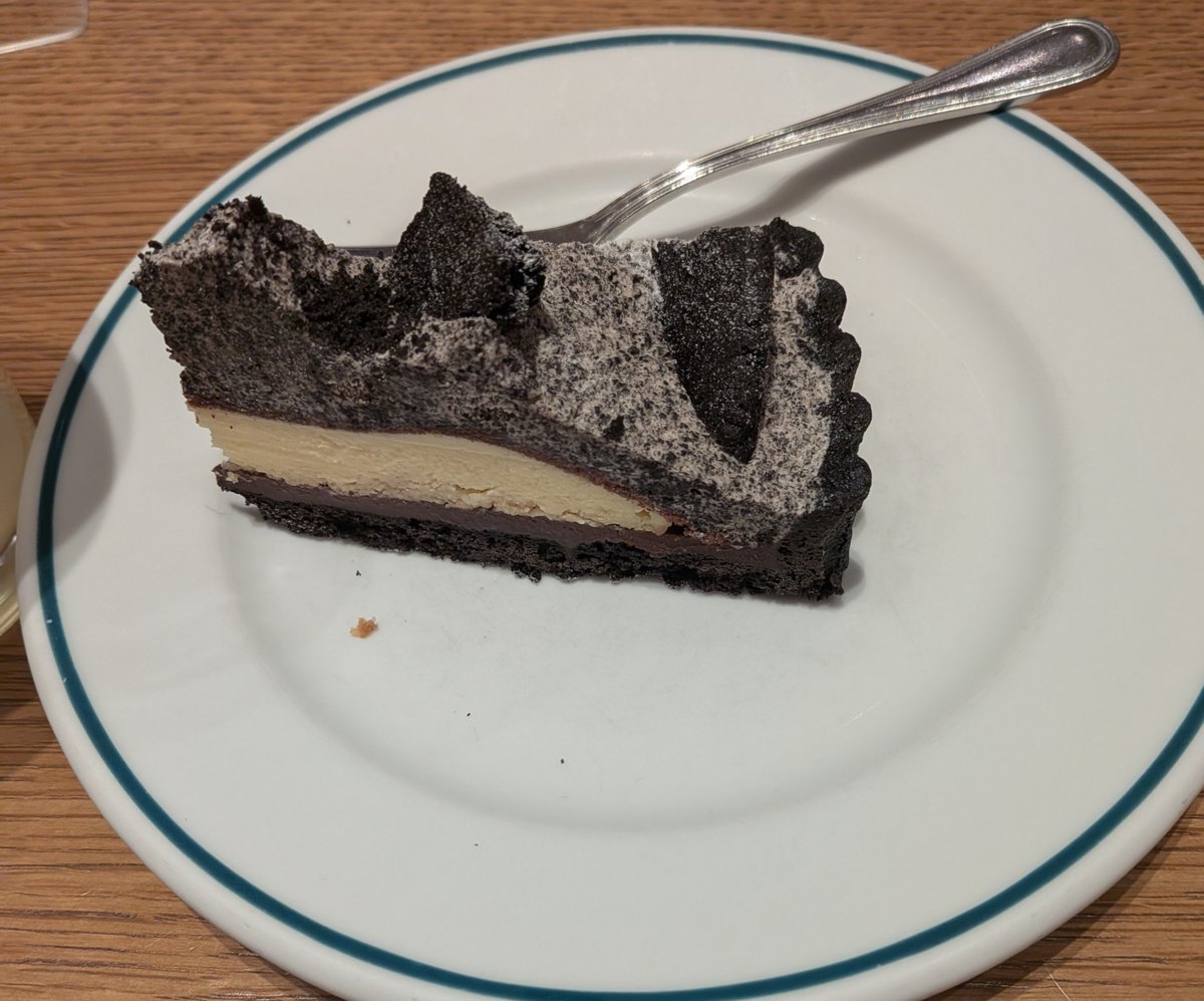 mausabo's tweet photo. ちいかわ映画見についでに食楽しみました https://t.co/3y0ZQ5ZjcK