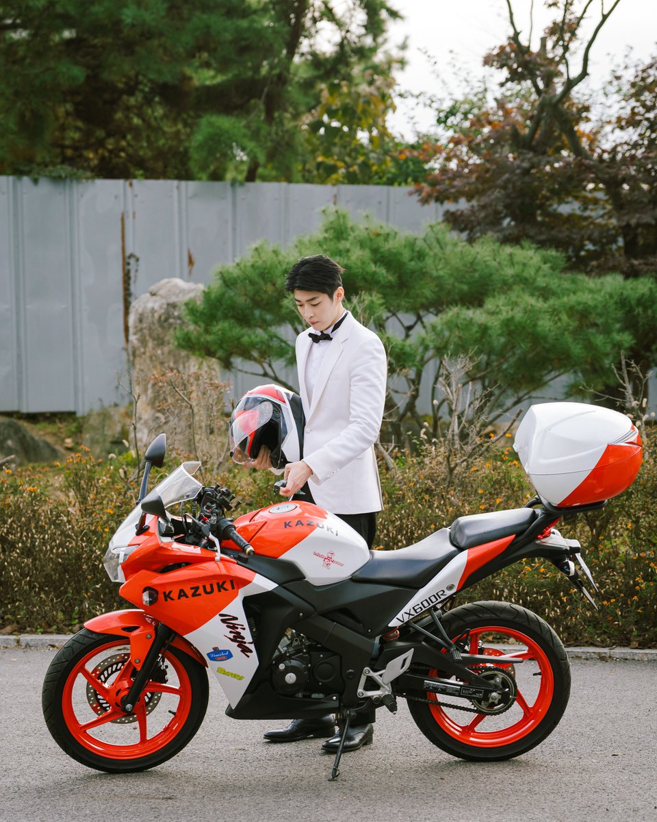 KNSTUDIO_now's tweet photo. #그대에게드림 #백성철 #BaekSungChul https://t.co/6ilWd0rJM2