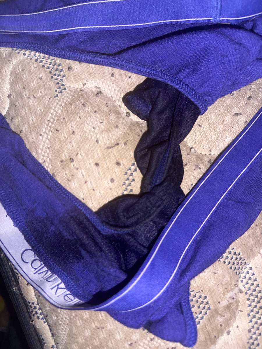 solidsnakeslug's tweet photo. Sometimes when I wake up, I just pee through my panties#wetting #pee #peeing #omorashi #piss #pisskink #peekink https://t.co/MVamyxzQJH