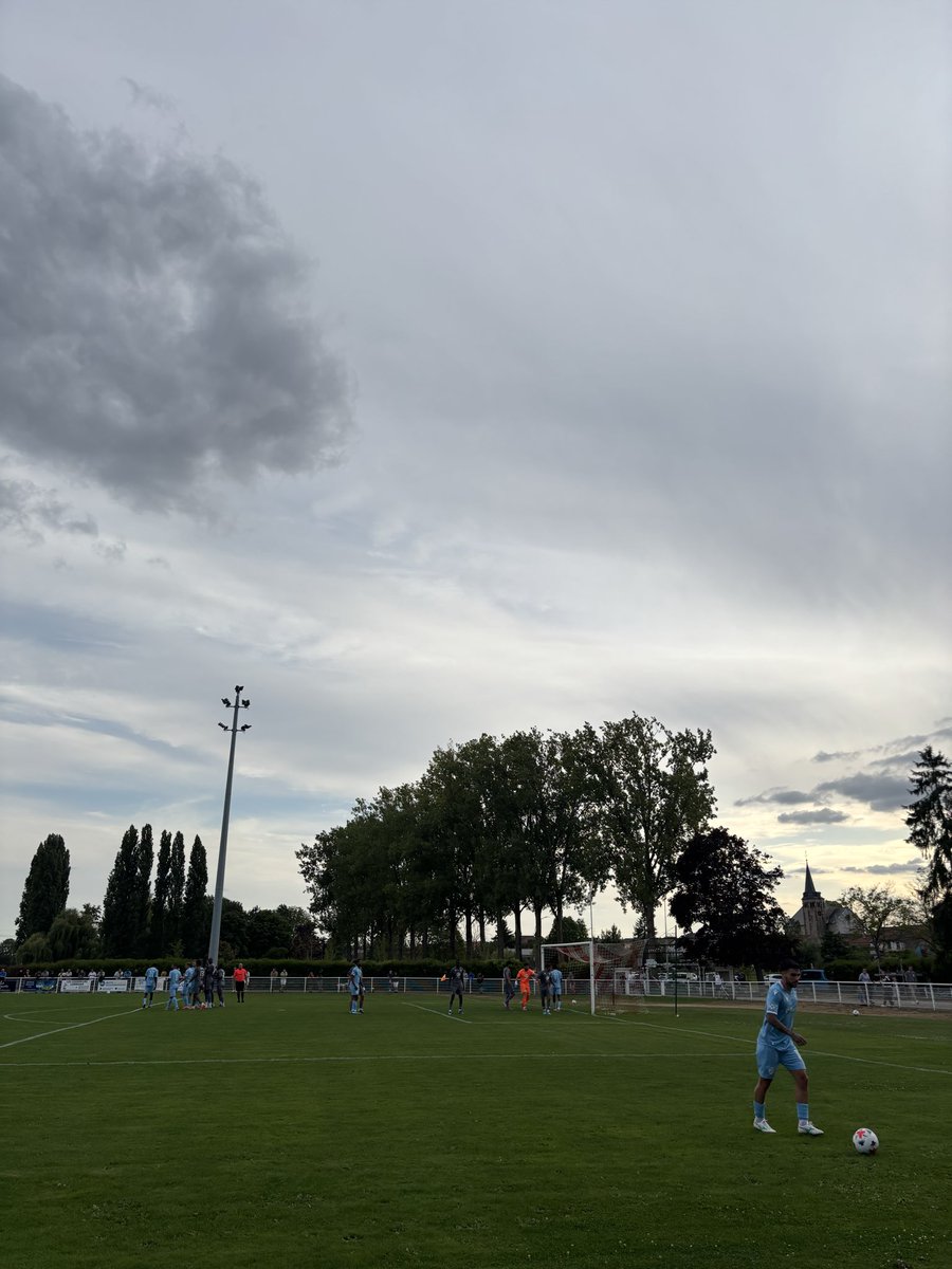 QTN_ground's tweet photo. 📆 22/07/26
🏟️ Stade Alphonse Bohler, Cattenom
🎟️ 0€
🏆 Match Amical
⚽ 🇫🇷 Thionville 2-2 Racing Union Luxembourg 🇱🇺 https://t.co/Gxo3eFxaD5