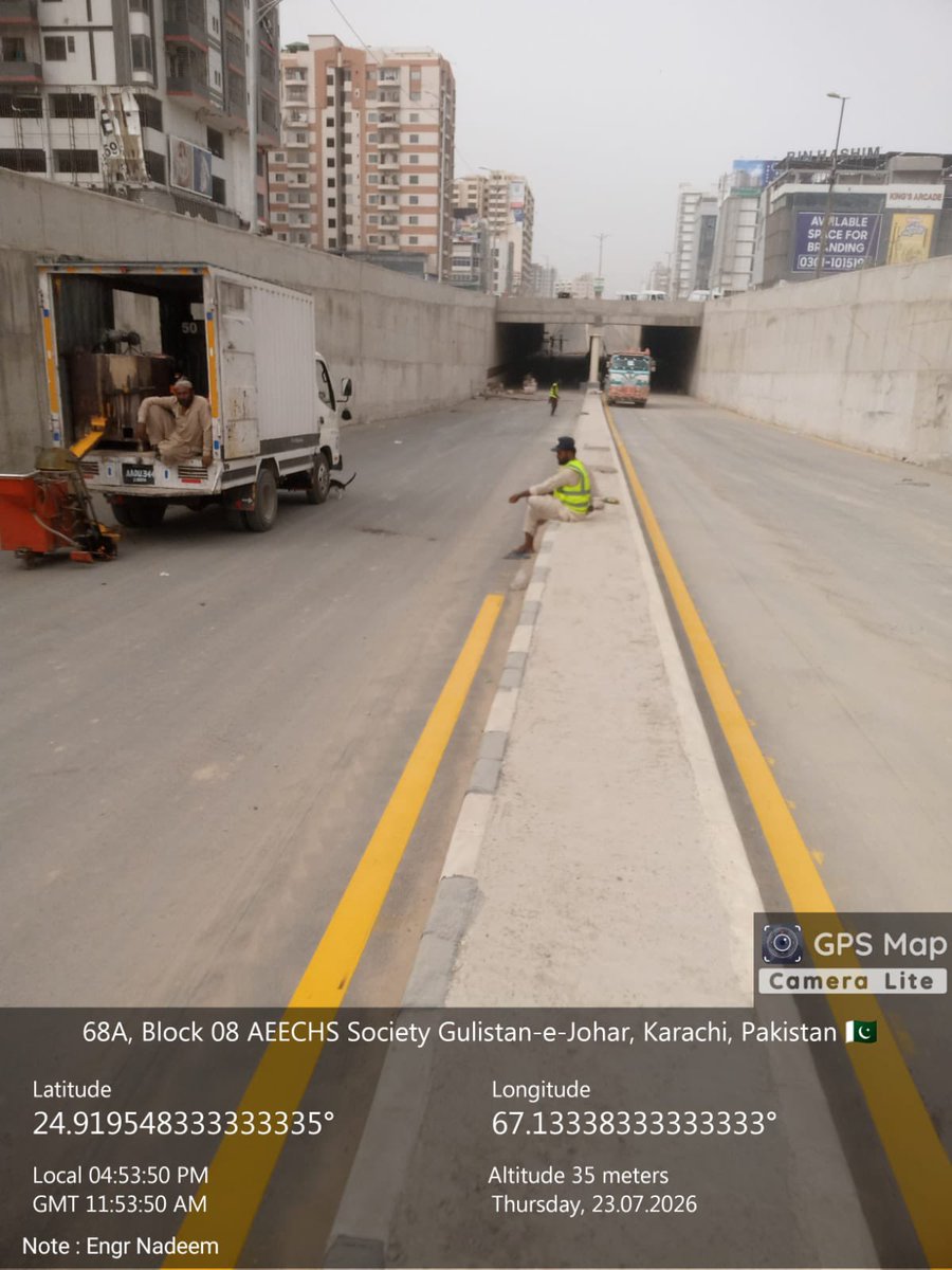 murtazawahab1's tweet photo. Work on the construction of Munawar Chowrangi Underpass has been completed &amp; it will be opened for public on Sunday. The beautification &amp; tiling of its side walls will continue. After opening the underpass, the slip and service lanes will also be constructed #KarachiWorks https://t.co/QHAY7vtTJA