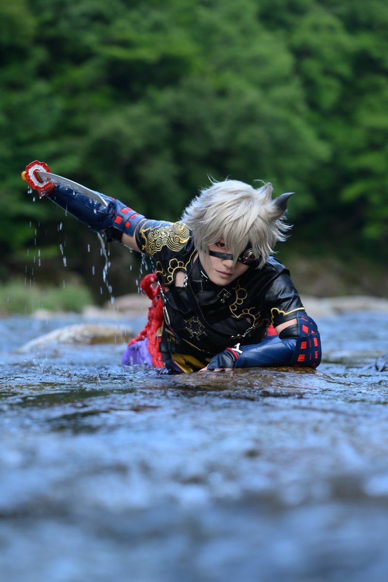 keit0n_n's tweet photo. Cosplay / 刀剣乱舞
鬼丸国綱
　　　
　　逃がさん

･･･━━━━━━━━━━･･･・
photo / そうさん@sou_la_soula https://t.co/LvuwN3KMGB