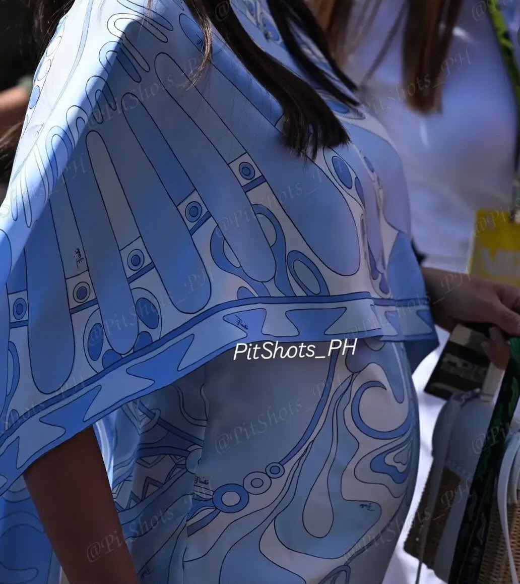 archivechalex's tweet photo. baby blue is charles’ favorite color https://t.co/pwp5JaPIEO