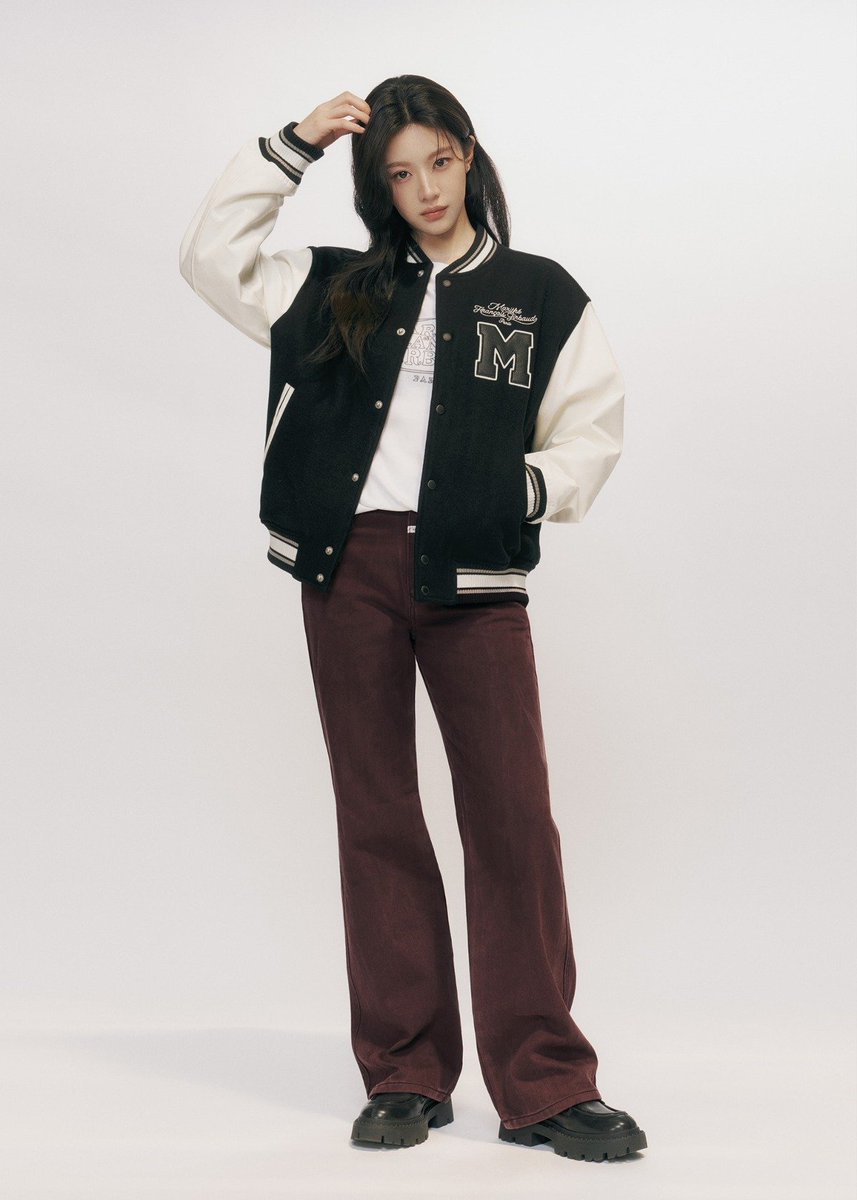 NargleInAFez's tweet photo. Need Youn Jung oppa Marithé https://t.co/bs4wqufVQe