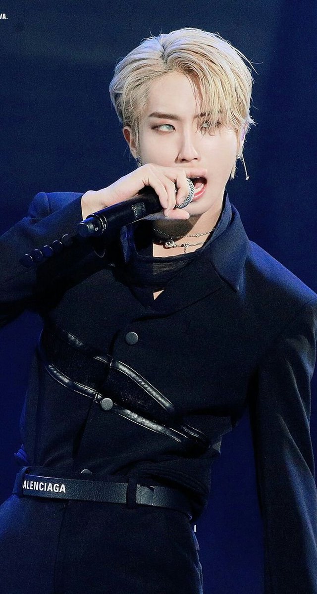 han_unii's tweet photo. 독기 가득~ https://t.co/6rHvWGAcsB