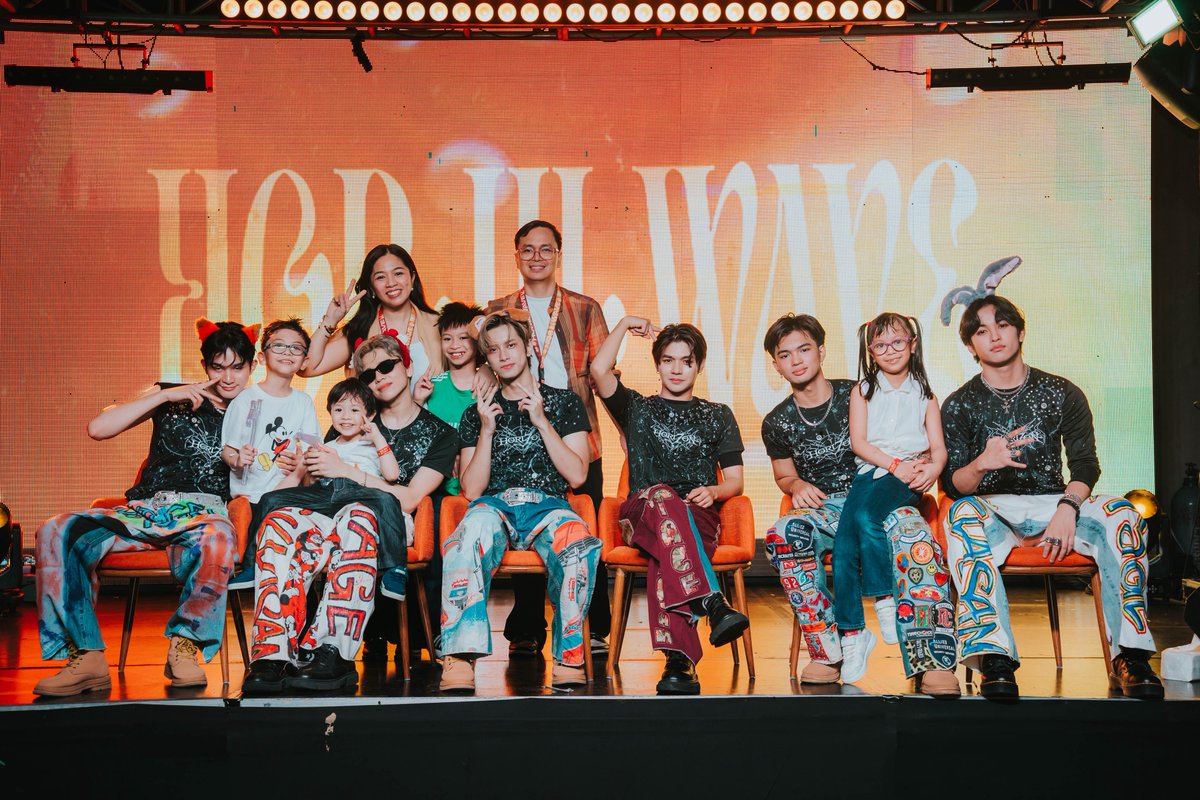 invincifam's tweet photo. Three years, and nothing has changed.

From then until now, we’ll always be here. Sailing with you through every wave, growing with you (our kids literally 🥹), and cheering you on.

Happy 3rd anniversary, our dearest HORI7ON. 

Keep believing, keep moving forward, and don’t let the rough days make you forget how far you’ve already come. Your dreams are worth fighting for, and we know one day you’ll reach every single one of them.

Saan man tayo dalhin ng alon, your AnchorFam will always be here. Love you always. 

B3YOND THE HORI7ON

#3YearsWithHORI7ON
#HORI7ON #호라이즌 
@HORI7ONofficial @HORI7ON_twt
