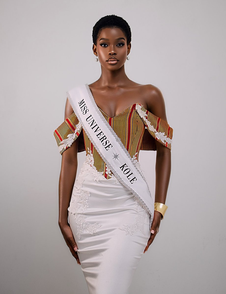 Joe__Bassey's tweet photo. This Ugandan lady’s beauty is actually breathtaking, a pure African goddess 🔥 https://t.co/BRyZZaPYIa