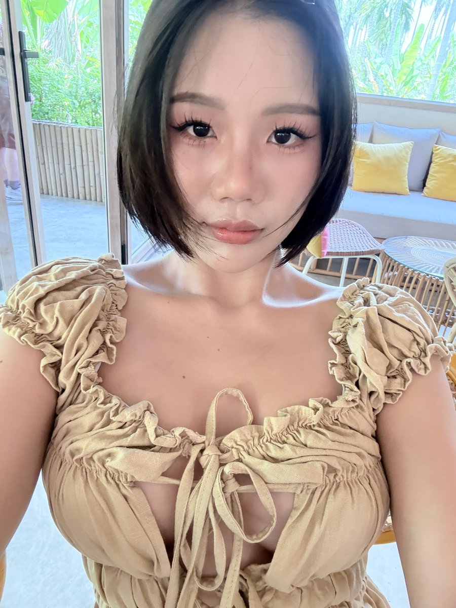 duang03jai's tweet photo. ร้อนจัง https://t.co/YzcQUKn1uN