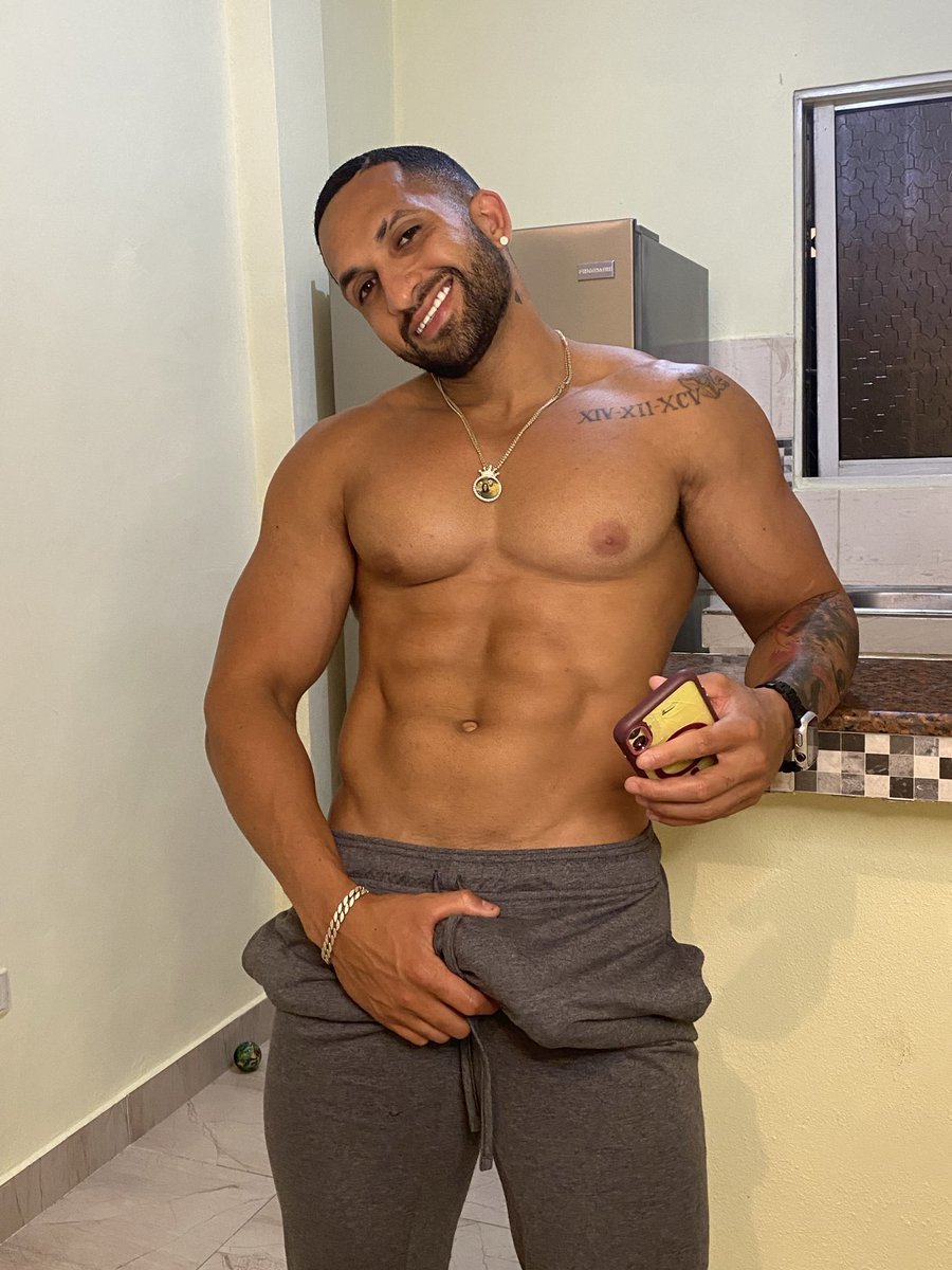 Dominicanos_hot's tweet photo. Dominicano. 🇩🇴🔥 https://t.co/b1bTcwHTs6