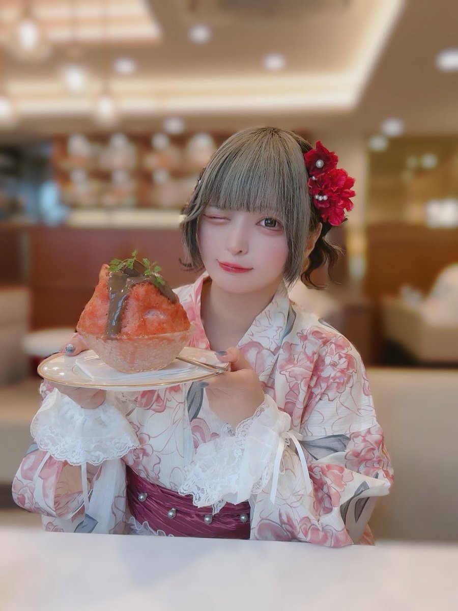 lily_yuyu_m's tweet photo. 浴衣いべんと！
かわちいの着てるよ〜〜( *ˊᵕˋ*)🎐
 
かき氷も食べた！🍧 https://t.co/ykceDdUTR6