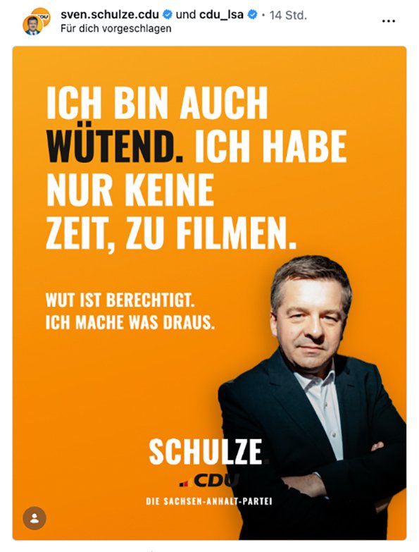 jreichelt's tweet photo. 1. Was soll dieser Slogan bedeuten?
2. Warum ist da ein falsches Komma?
3. Warum hat Sven Schulze jetzt den großen Kopf von Mario Voigt?
4. Welches Genie setzt das schwarze U in CDU auf ein schwarzes Jacket?
5. Warum ist Sven Schulze so wütend, wenn er doch regiert? https://t.co/eKBE27ixAU