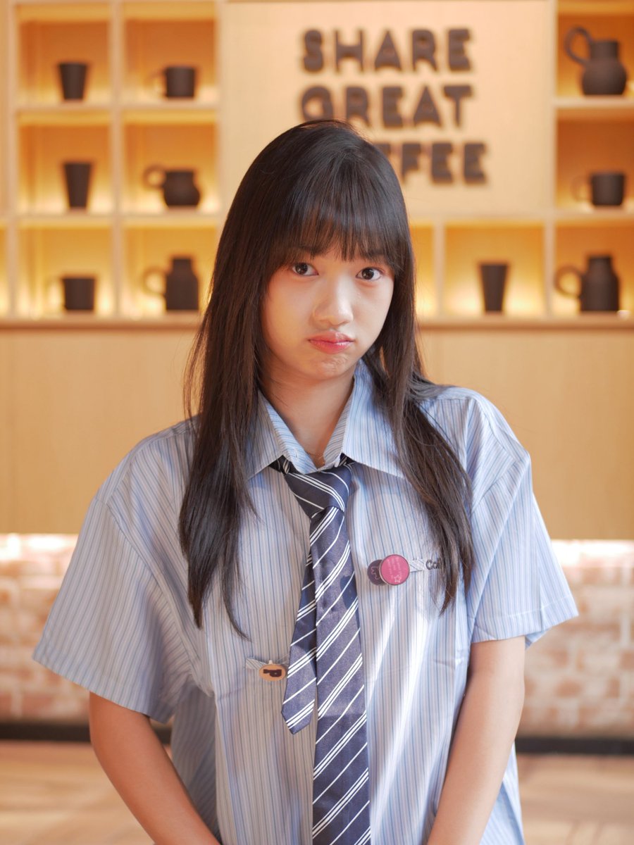 Sastrael_'s tweet photo. • 2'INES / ORINE [ Oline × Erine ] × Ekin 
 Alternative Universe ( AU )

— When Apip was late picking up Jekin.

 © sastrael_ https://t.co/YTx7qZLCfS