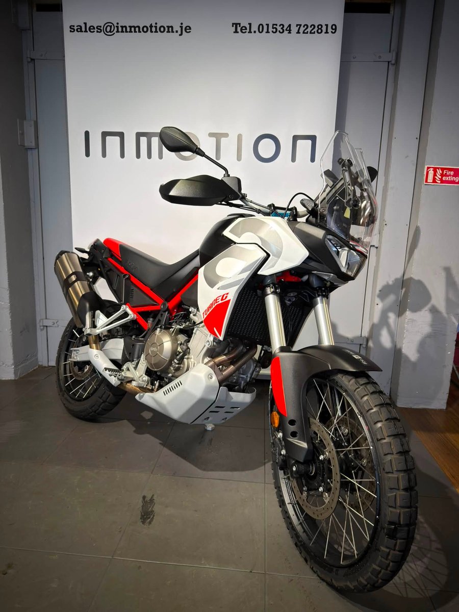 Inmotionje's tweet photo. whether you’re touring, commuting, or tackling trails.
* 659cc parallel-twin engine
* Smooth 6-speed gearbox
* Advanced rider aids including Ride Modes, Traction Control, Cruise Control, Engine Brake Control &amp; Switchable ABS
* TFT colour display with intuitive controls https://t.co/RMVnig37ik