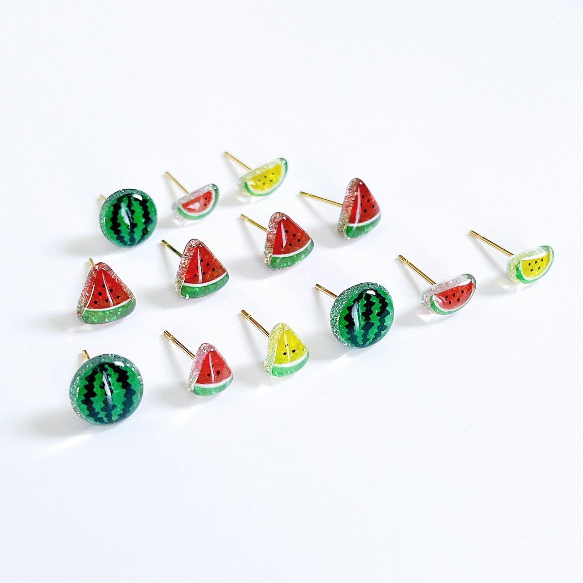 suisui014yo's tweet photo. 今日仕上げた🍉です✨

そして明日はコスモスパレット夏祭りに出店です🏮
去年より出店者の方多いので盛り上がりそう😆‼︎

お近くの方ぜひお立ち寄りください✨
夏祭り楽しみましょう〜🏮💃🕺🏮 https://t.co/KwVmX7cP14