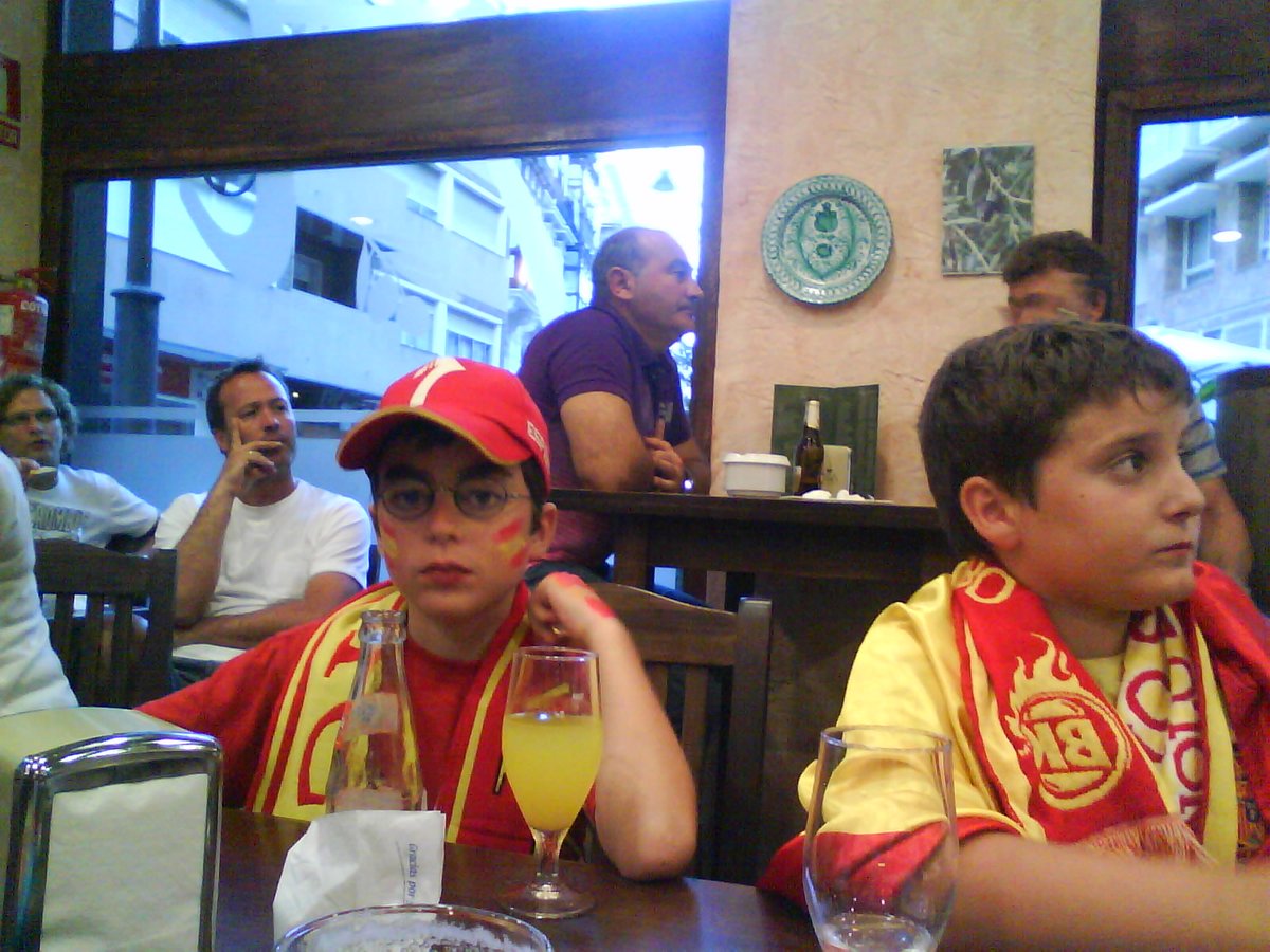 cesarpaganv's tweet photo. Mundial 2010  | Mundial 2026 🇪🇸⭐⭐ https://t.co/5TR0HoCkjg
