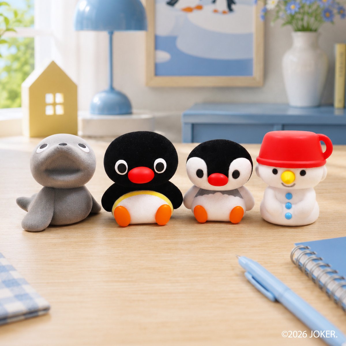 pingu_jpn's tweet photo. ＼ころんとかわいい💕／

「PINGU™ マスコットフィギュア」がカプセルトイで発売中✨

ピングーたちの表情やポーズを、細部までかわいく再現💙
デスクや棚にちょこんと飾れば、いつでもピングーたちと一緒🎵
見つけたらぜひチェックしてみてください👀✨

商品名：PINGU™　マスコットフィギュア
発売元：株式会社 Qualia
価格　：500円
種類　：全4種

#ピングー #pingu #ピンガ #pinga #ロビ #robby
#capsuletoy #カプセルトイ #フィギュア #figure