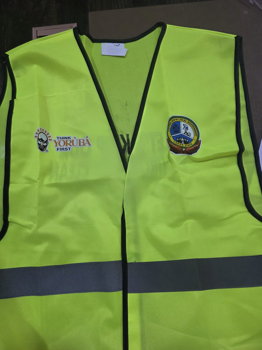 AKakanfo's tweet photo. We are grateful to the Amuwo odofin local government chairman and executives who have given immense support to young Yoruba youths who are members of @IDERAHealth as regards their volunteering roles in monthly environmental sanitation exercise in Lagos state.
This is part of our contributions to the Lagos state government and our community.
To IDERA members and especially TYF members working for the past few months to ensure this is a success, we are grateful.
Tomorrow is the D-day.
Health is wealth!!!!