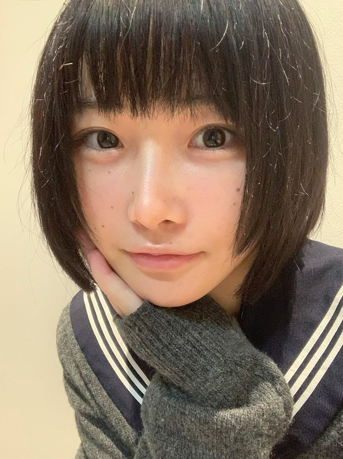 ろこ tweet media