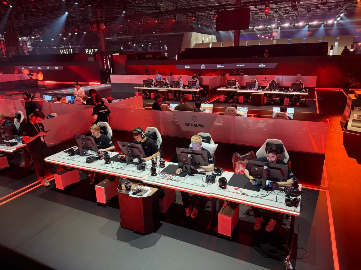 virtuspro_PUBG's tweet photo. Grand Final is just around the corner! 🙃

#PUBG #EWC #EWC26 #GOGOVP https://t.co/RP5RJAOqYL