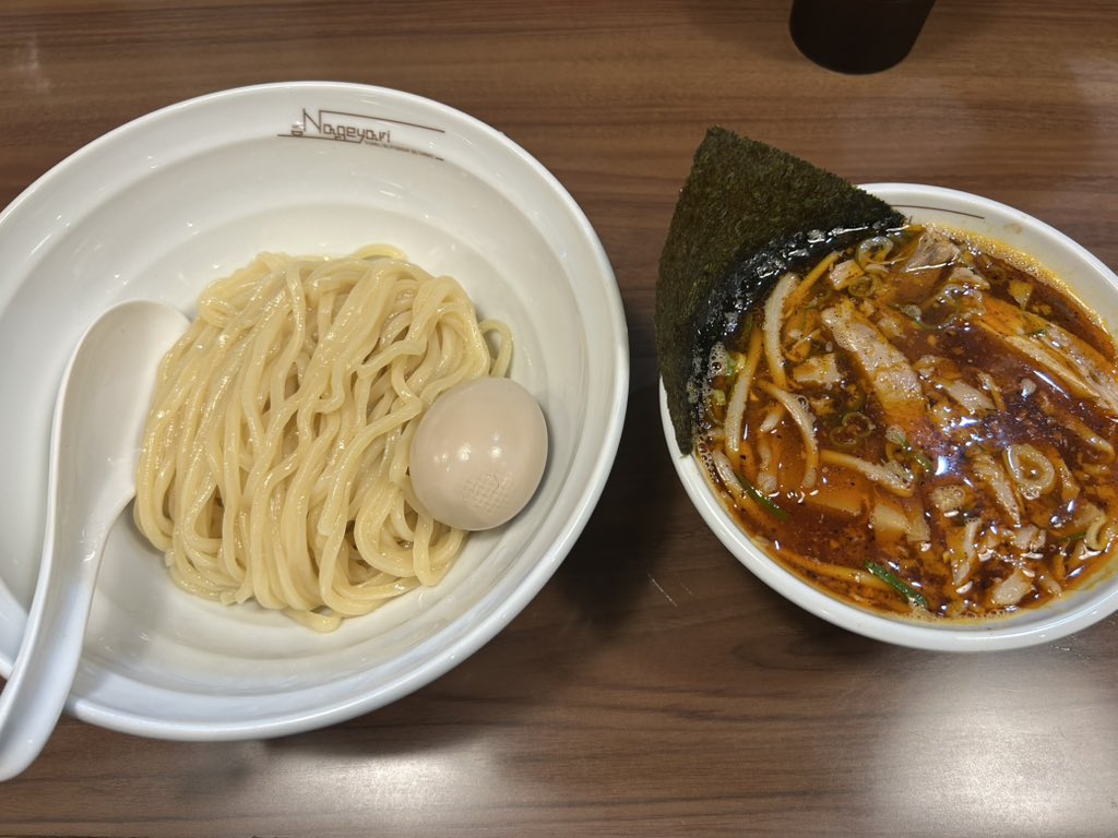 NabitaaaN's tweet photo. 辛にんにくつけ麺/Nageyari https://t.co/HJvhx5tdQn
