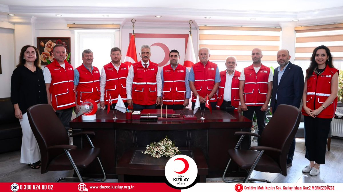 KizilayDuzceSb's tweet photo. 🟥 Düzce Valimiz Sayın Mehmet Makas, Kızılay Düzce İl Merkezi Başkanlığımızı ziyaret etti

Ziyarette, İl Merkez Başkanımız Av. Arb.Halil Aydın, Yönetim Kurulu Üyelerimiz, Bölge Afet Müdahale Merkez Müdürü İsmail Duru ile Şube Bağış İlişkileri Yönetim Müdürü Onur Çınar da yer aldı https://t.co/ZqNb6fg3YJ