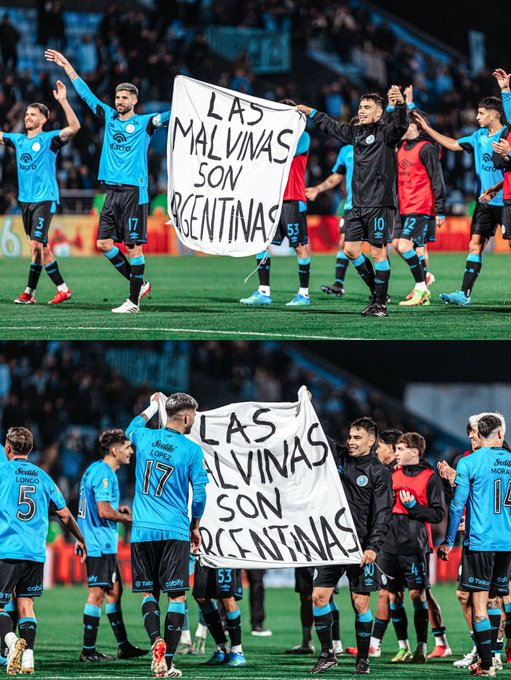 icardo8's tweet photo. Los jugadores de Belgrano después del partido contra Rosario Central ayer.

Lo que generaron es imparable, gracias por siempre selección. https://t.co/Qh1tTTwLK9