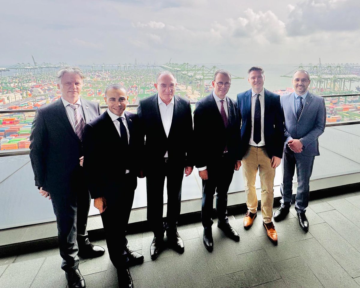 ep_diplomacy's tweet photo. 🇪🇺🇸🇬 Six members of the Delegation for Southeast Asian countries and ASEAN, led by #DASE Chair Wouter Beke, were in Singapore for the EU-Singapore IPM on 22 July 2026.
👉 "Singapore has greatly contributed to the rules-based multilateral governance system. Partners like Singapore are highly valued amidst the current global geo-strategic and economic instabilities", @wbeke upon the conclusion of the visit.
🔗 Read the full statement here: https://t.co/cjyQEvNaJJ
📷 at @EUinSingapore, @mfasg and at PSA Horizons
@vlad_voiculescu @Daniel_Attard @MusoiuStefan @iuliuwinkler #RosaESTARÀSFERRAGUT
#parliamentarydiplomacy