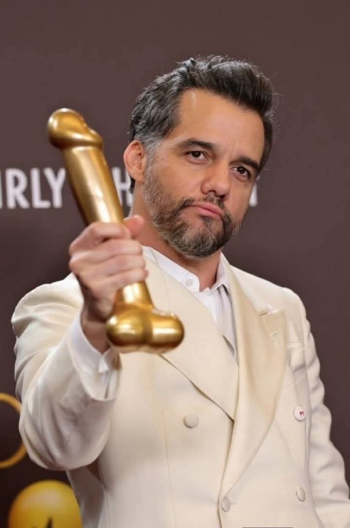 emersonlbrites's tweet photo. @Francineide_2 @MarceloFreixo Ganhasse o Oscar!!!! https://t.co/28JcG3HK6B