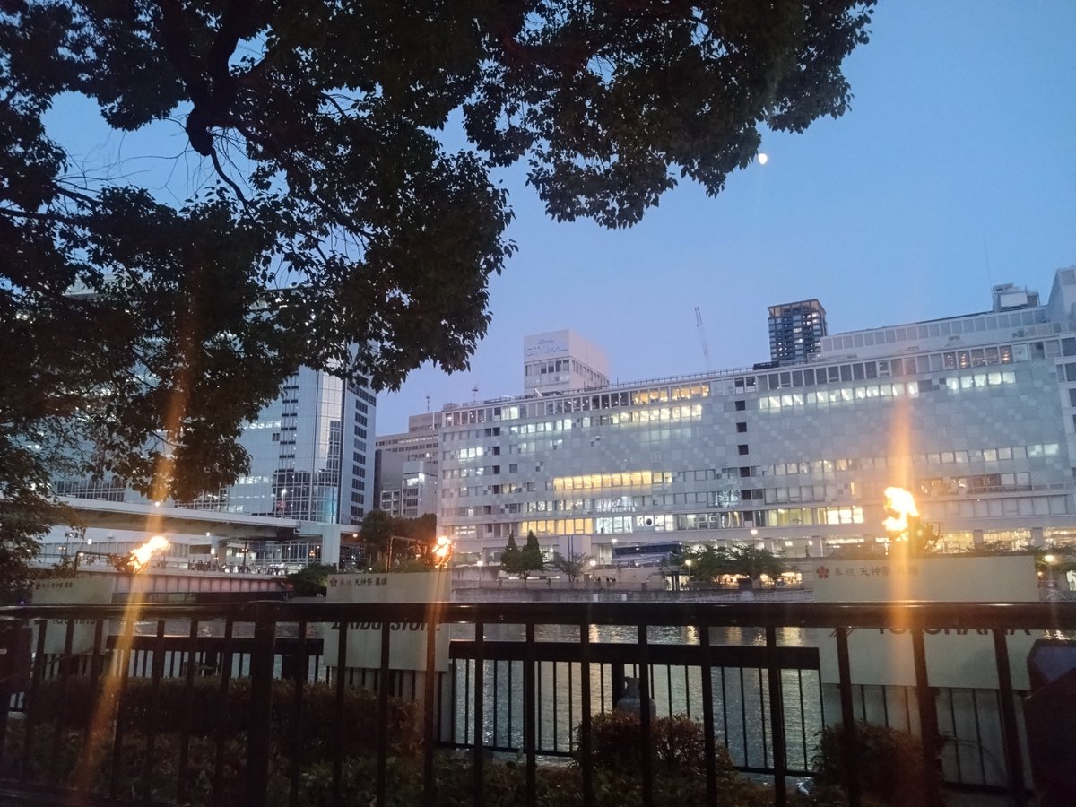 MOYOsakura's tweet photo. #いただきます
#ごちそうさまでした
#ハイブリッド着物
#SOURA
ヤニ、吸いたいにゃ…🚬 https://t.co/77sokNMuCQ