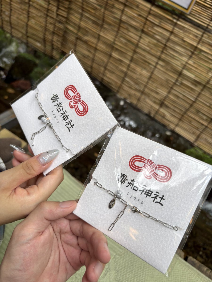 AdralVbs's tweet photo. 流しそうめんしたりチルしたり https://t.co/QXsvyjJe0e