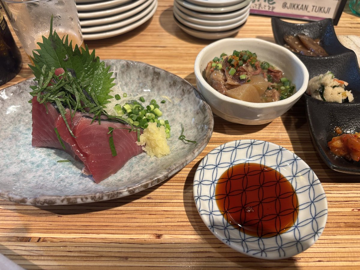mngwtm's tweet photo. 大根のツマを短く切ってくれているお店は信用できる。 https://t.co/bIudCd8J1r