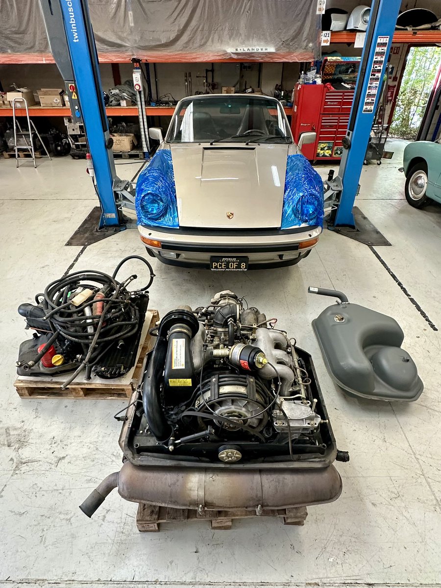 elecclassiccars's tweet photo. Why aren’t electric classics heavy? It’s because the amount of weight we take off a vehicle, such as the engine, gearbox, fuel tank, etc weighs the same as the electric conversion components we install. 425kg has just been removed from this 911. 😎⚡️👌 #electric911 #porsche911 https://t.co/1HLToRjTcm