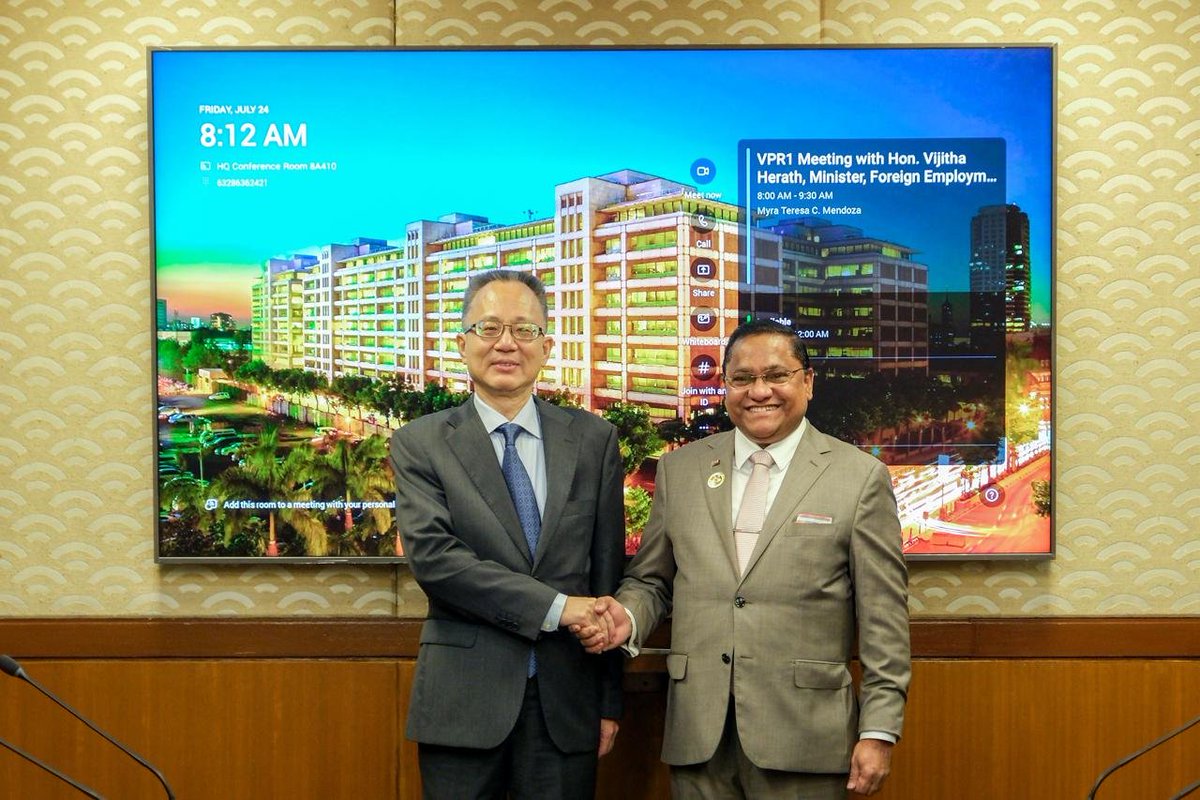 HMVijithaHerath's tweet photo. Met with Mr. Yingming Yang, Vice-President (South, Central and West Asia) of the Asian Development Bank (ADB), during my visit to Manila for the 33rd ASEAN Regional Forum (ARF).

Expressed appreciation for ADB’s steadfast support for Sri Lanka’s economic recovery and broader development agenda. We also reviewed the progress of ongoing ADB-funded projects and discussed the future project pipeline.

#SriLanka #ADB #EconomicRecovery #DiplomacyLK