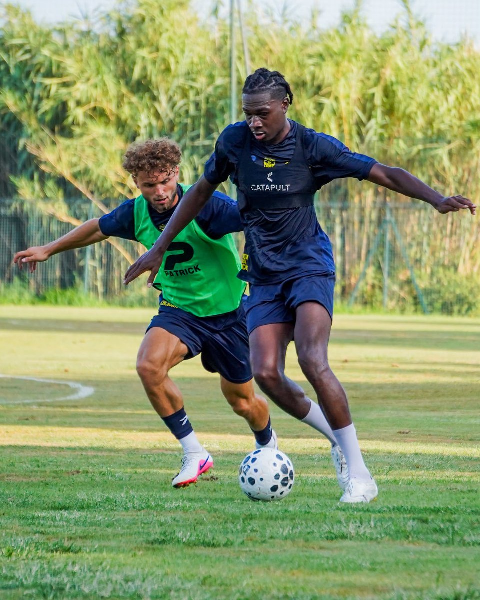 sportingtoulon's tweet photo. ⚽️ Séance du jour ! https://t.co/ww4xDvtLzA