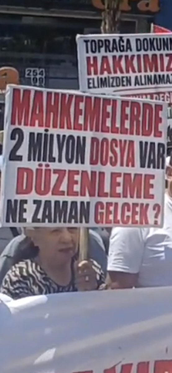 nuran026's tweet photo. @Emrahkucuk67333 @RTErdogan Adaletsiz,farklı uygulamalar var!2018den beri geçerli YAPI KAYIT BELGESİne rağmen ceza/idare/istinaf mahkemelerinin ve belediyenin mağdur ettikleri var!Aynı mahallede bir vatandaşın imar affından yararlanıp diğerinin mağdur olması sosyal adaletle bağdaşmaz
#YapıKayıtMeclise https://t.co/NseDXhm86j