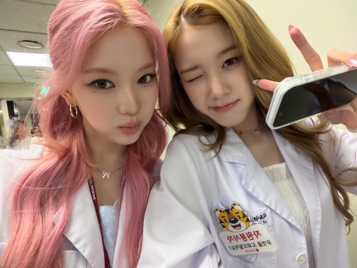 staycfancafe's tweet photo. 260724 🐱💬
getting off work~ https://t.co/gIa6kb9Ozp