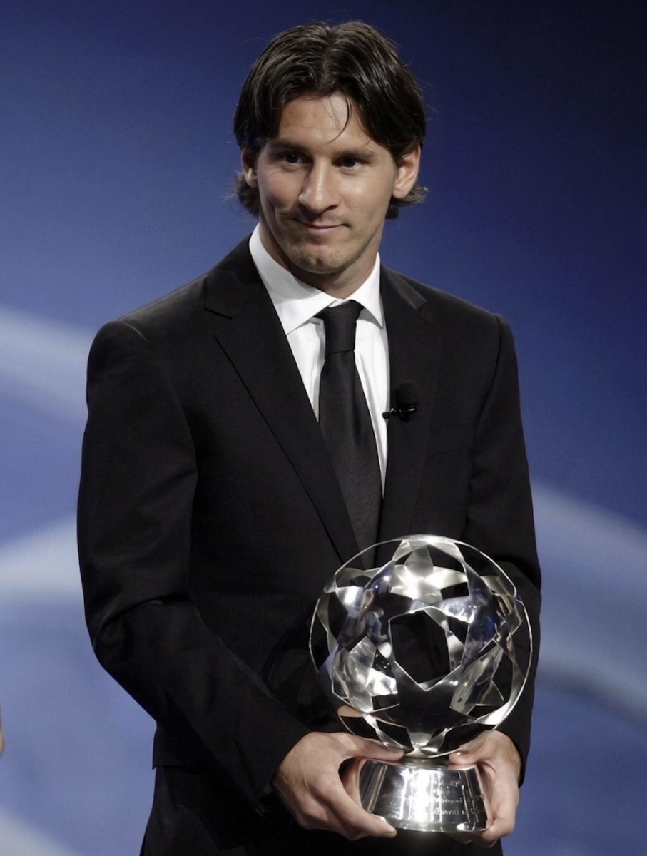 YLme10's tweet photo. Messi 2009

• Ballon d’Or
• FIFA World Player of the Year
• UEFA Club Footballer of the Year
• UEFA Club Forward of the Year
• La Liga Best Player
• La Liga Best Forward
• FIFA Club World Cup Golden Ball
• UEFA Champions League Top Scorer
• Sextuple Winner https://t.co/pQnFbQO5vS