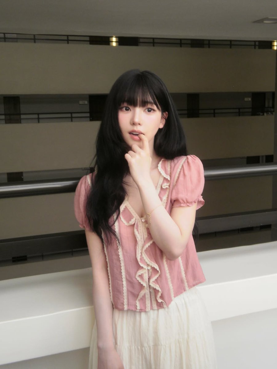 sbtarlight's tweet photo. @OFFICEMAGICSTAR Kalila Evangeline - Staff Finance

"Lebih baik telat daripada nggak nggak masuk" https://t.co/zSp2Tr0wpl