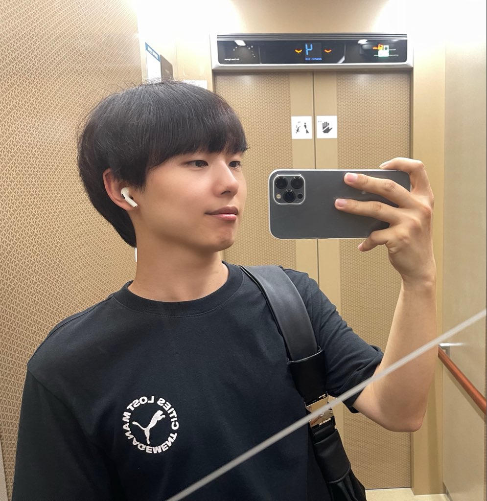럼펌 tweet media