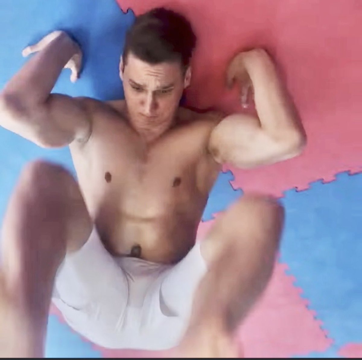 _hyangel's tweet photo. #hotmalefighters https://t.co/yDBTZlhvZz